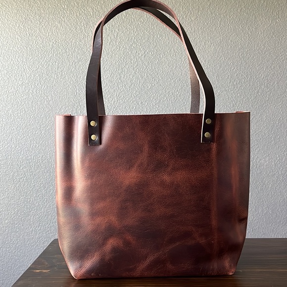 NEW Portland Leather Unicorn Lava Large Classic Tote! - Picture 5 of 10